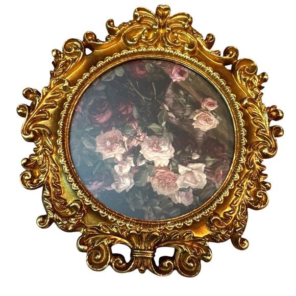 Vintage Inspired  Ornate Round Picture Frame  & Easel Back C - Picture 2 of 4